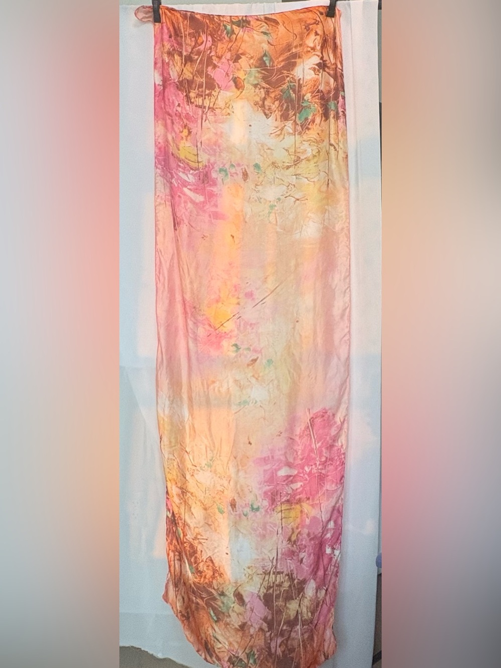 Floral patterned silk scarf - Picture 3 of 3